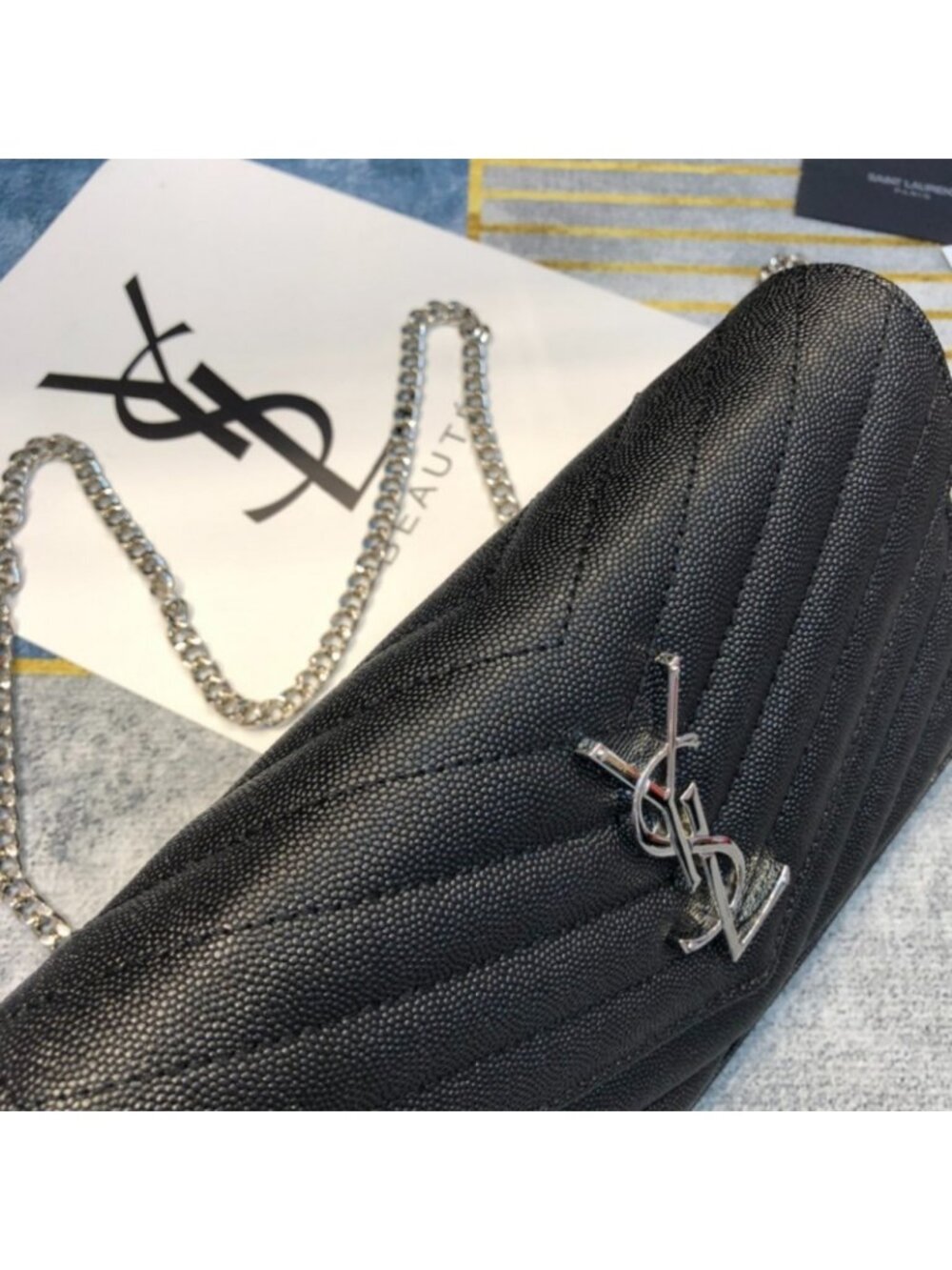 YSL Cassandre envelope flap wallet on chain - Picture 5 of 9